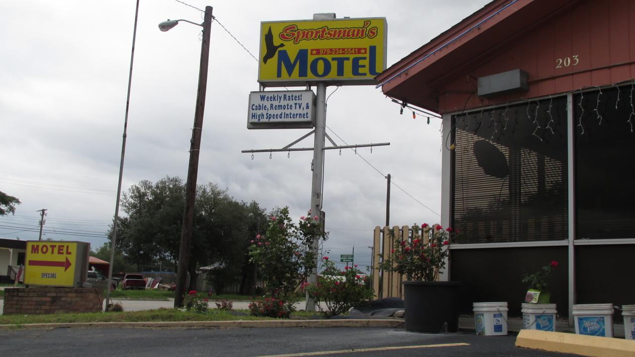 Sportsman'S Motel Eagle Lake ภายนอก รูปภาพ