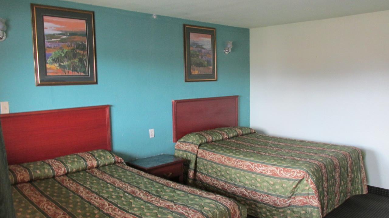 Sportsman'S Motel Eagle Lake ภายนอก รูปภาพ